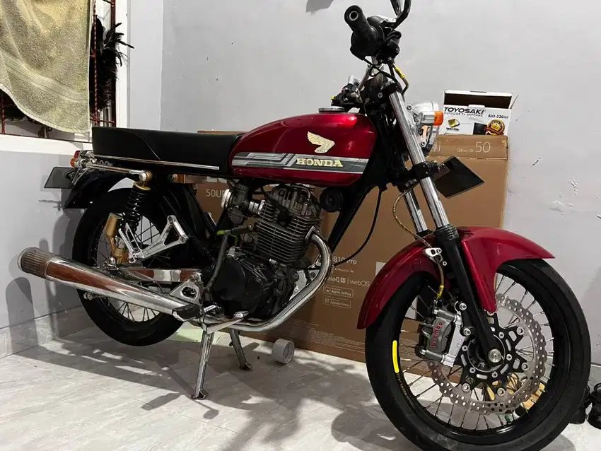 Honda CB 250 Custom