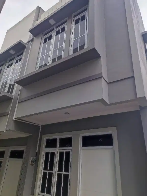 Rumah murah 2 lantai 5 menit dr Kampus Yarsi