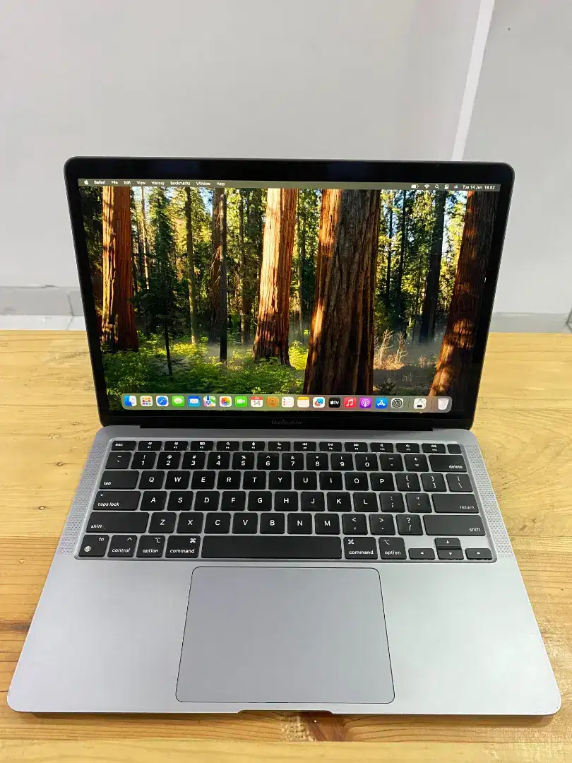 MacBook Air M1 2020 13inch 8/256GB Ex iBox Second Original