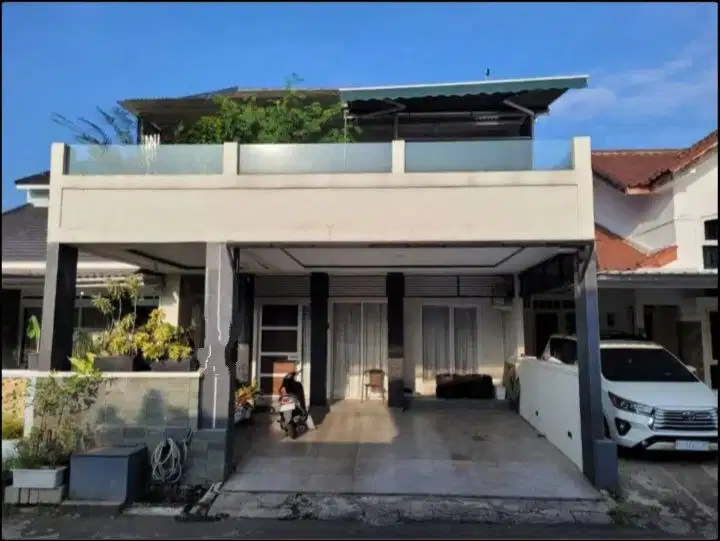 Rumah Bagus 2Lantai Siap Huni Dalam Komplek Mediterian Pasteur Bandung