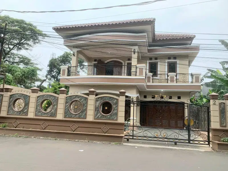 Rumah Bangunan Mewah Harga Murah di Pisangan Ciputat