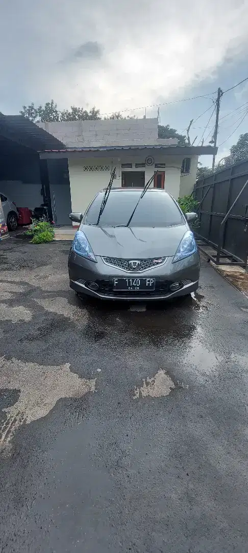 Honda Jazz Rs Metic 2011