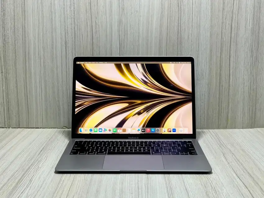 MacBook Air 13 Inch 2019 CTO 16/512 GB