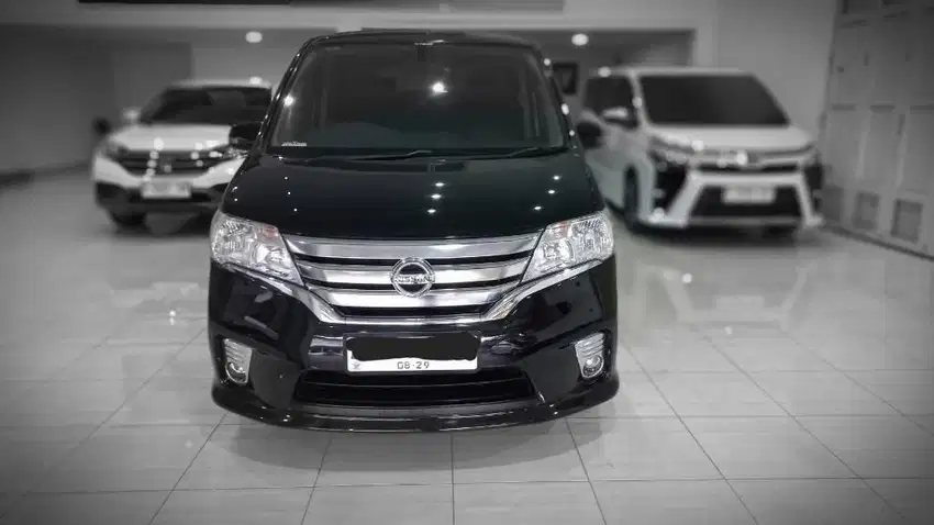 Nissan Serena HWS 2.0 Matic Thn 2014