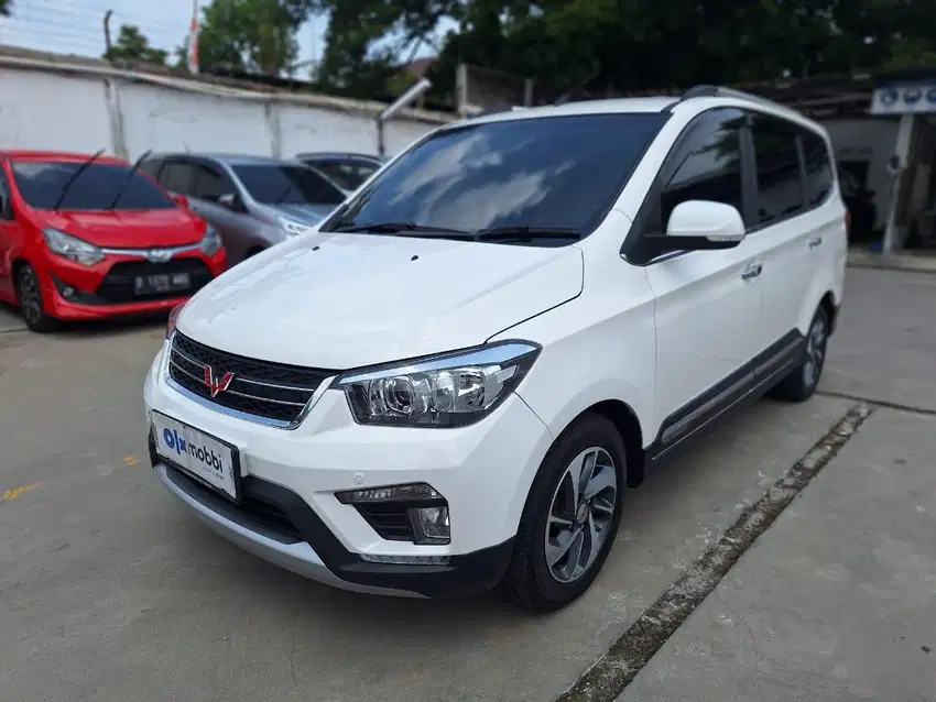 Pajak Panjang - Wuling Confero S 1.5 L Lux Plus Bensin-MT 2020