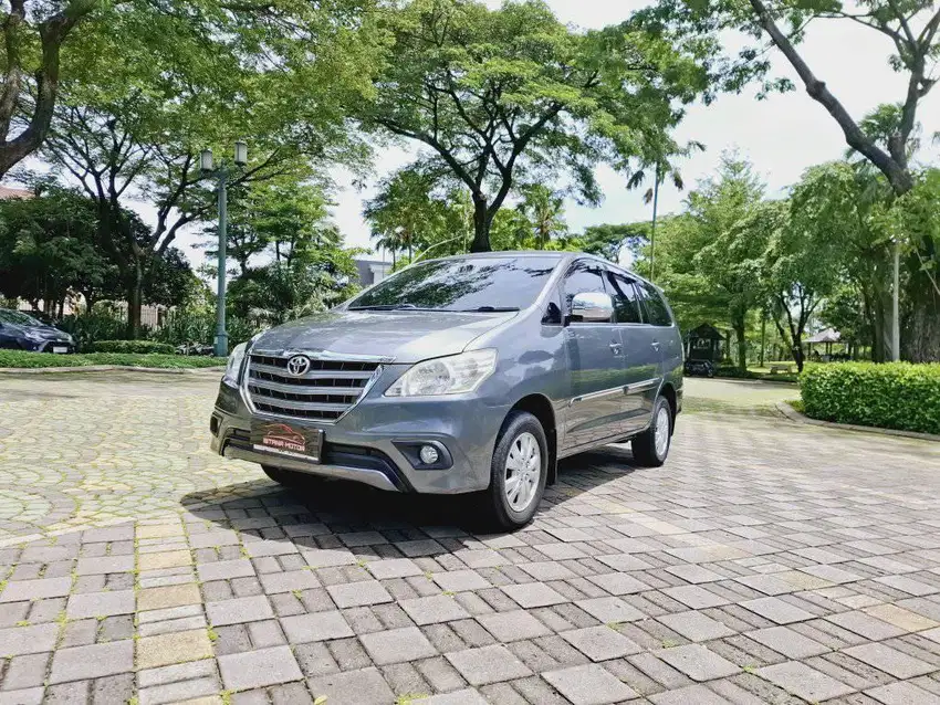 Toyota Grand Innova G AT 2014