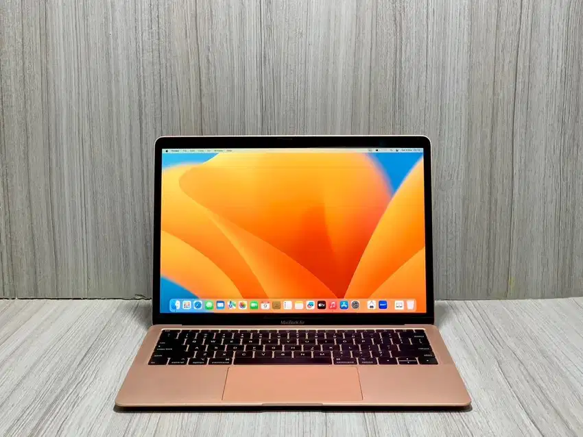 MacBook Air 13 Inch 2020 M1 8/256 GB