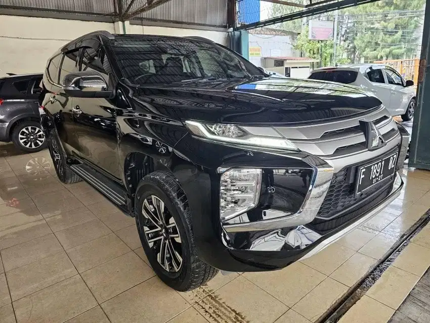 Mitsubishi Pajero Sport Dakar 4x2 At 2021 Hitam Facelift