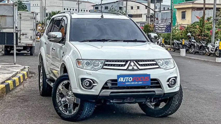 [Tdp30JT] Mitsubishi Pajero Sport Dakar Dakkar VGT AT Diesel 4x2 Putih