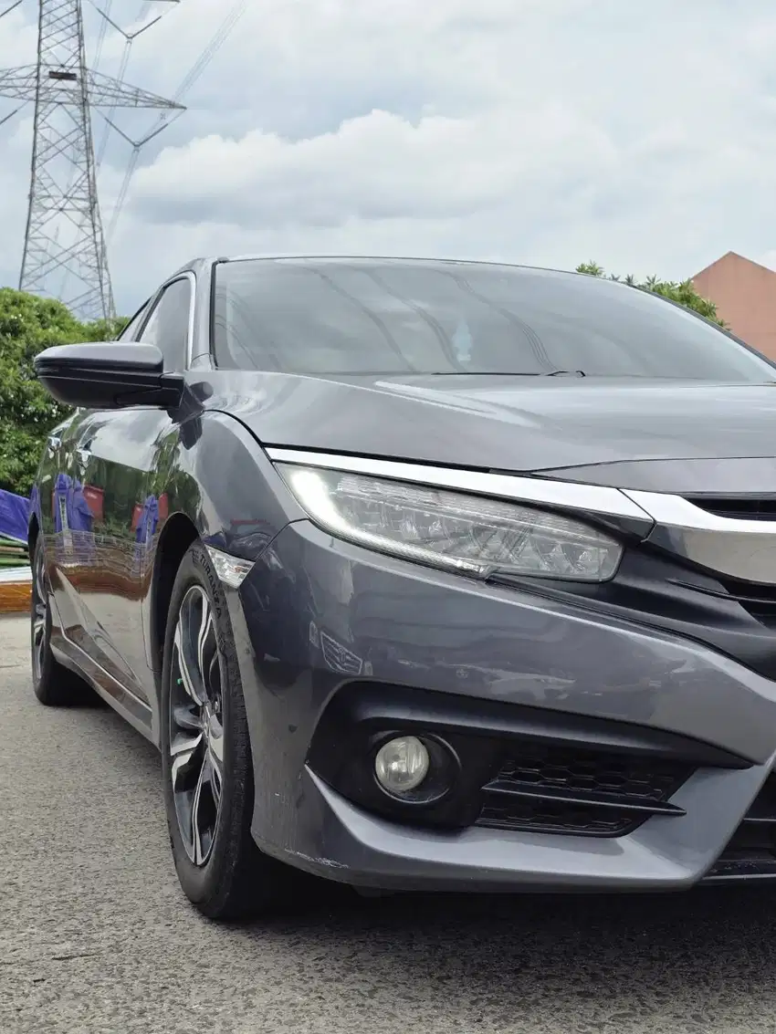 Honda Civic 1.5 ES Turbo 2018 - Gray / Abu Metalik - FULL RECORD HONDA