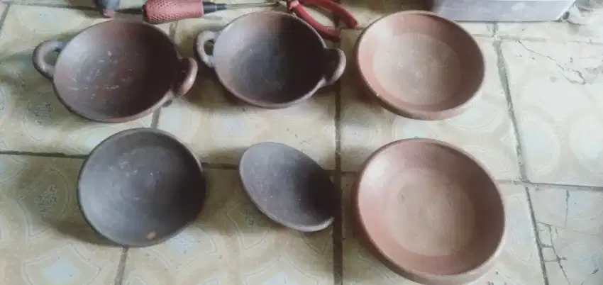 Se paket kuali tanah liat kue serabi kond bgs utuh mgkn ada yg perlu