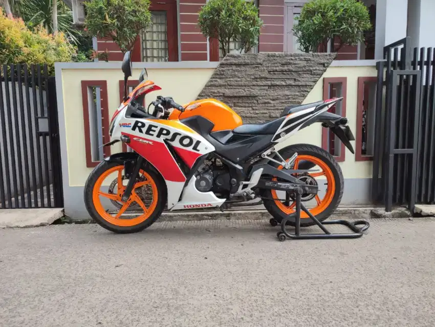 HONDA CBR K45 TAHUN 2015