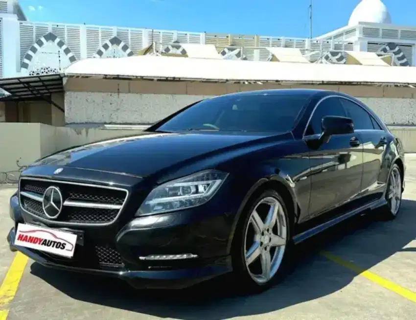 Mercedes Benz CLS 350 AMG line Tahun 2012 Automatic Hitam