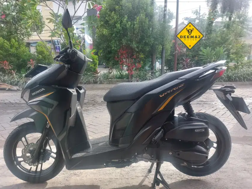 (DP 700)‼️ Plat B TangSel Vario 125 CBS ISS Keyless Hitam 2022