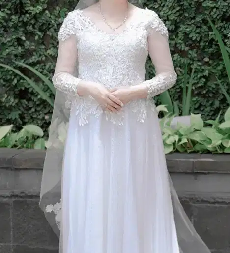 WEDDING DRESS / GAUN PENGANTIN