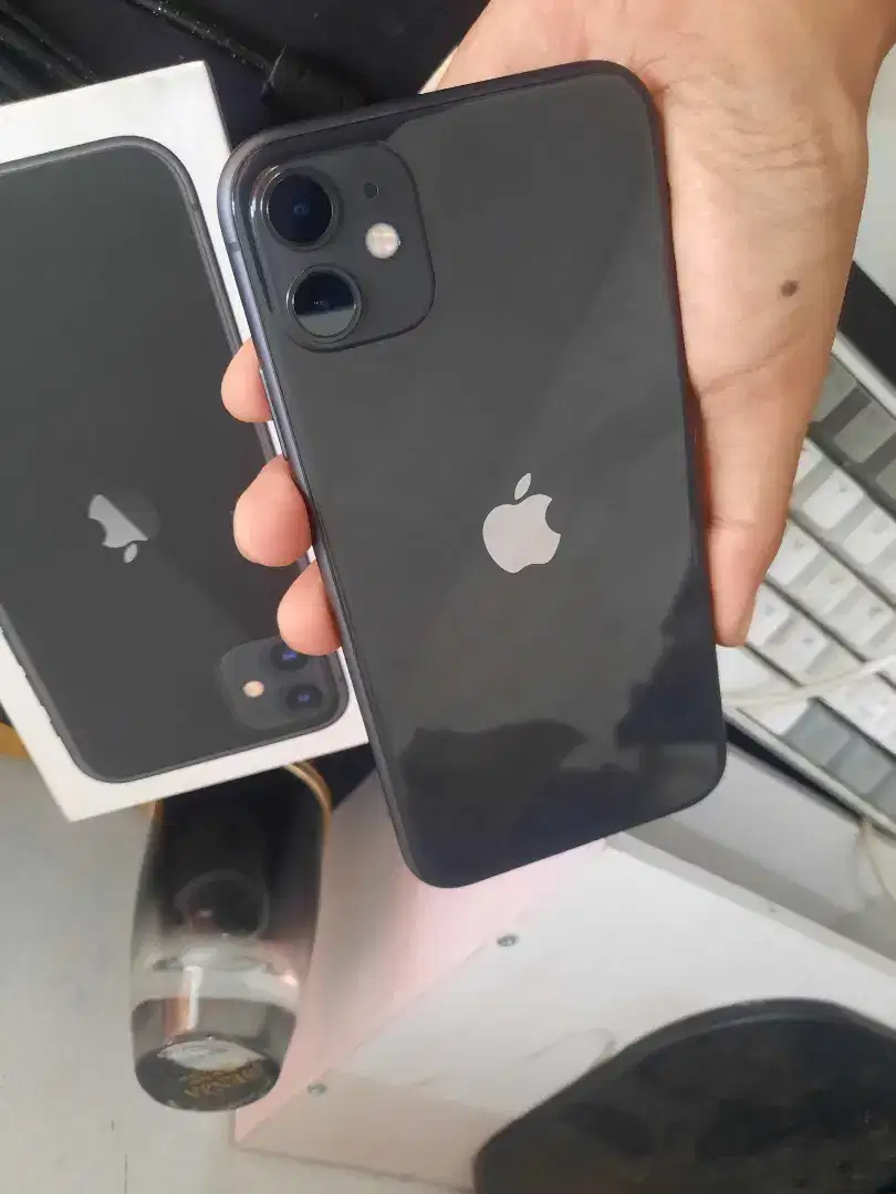 IPHONE 11 64GB IBOX LIKE NEW GARANSI