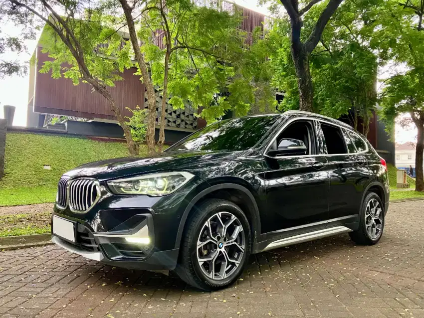 BMW X1 F48 Facelift LCI 
sDrive18i xLine 2021