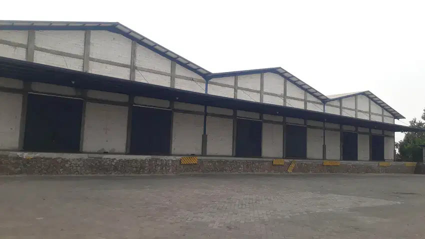 gudang sewa loading dock MURAH BAGUS