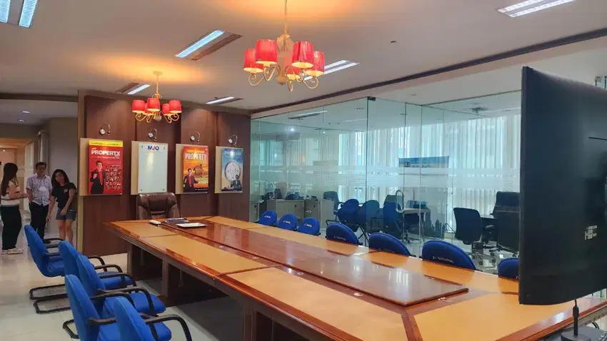 Sewa Office APL Tower Furnish Harga Murah 400sqm , Jakarta Barat