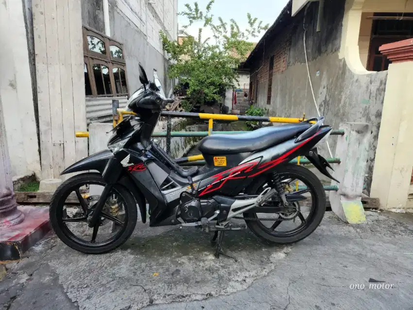 Supra X 125 Tahun 2009 Hitam