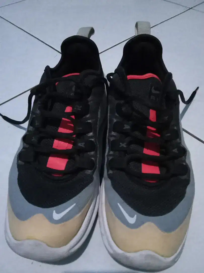 Sepatu Nike air size 37,5