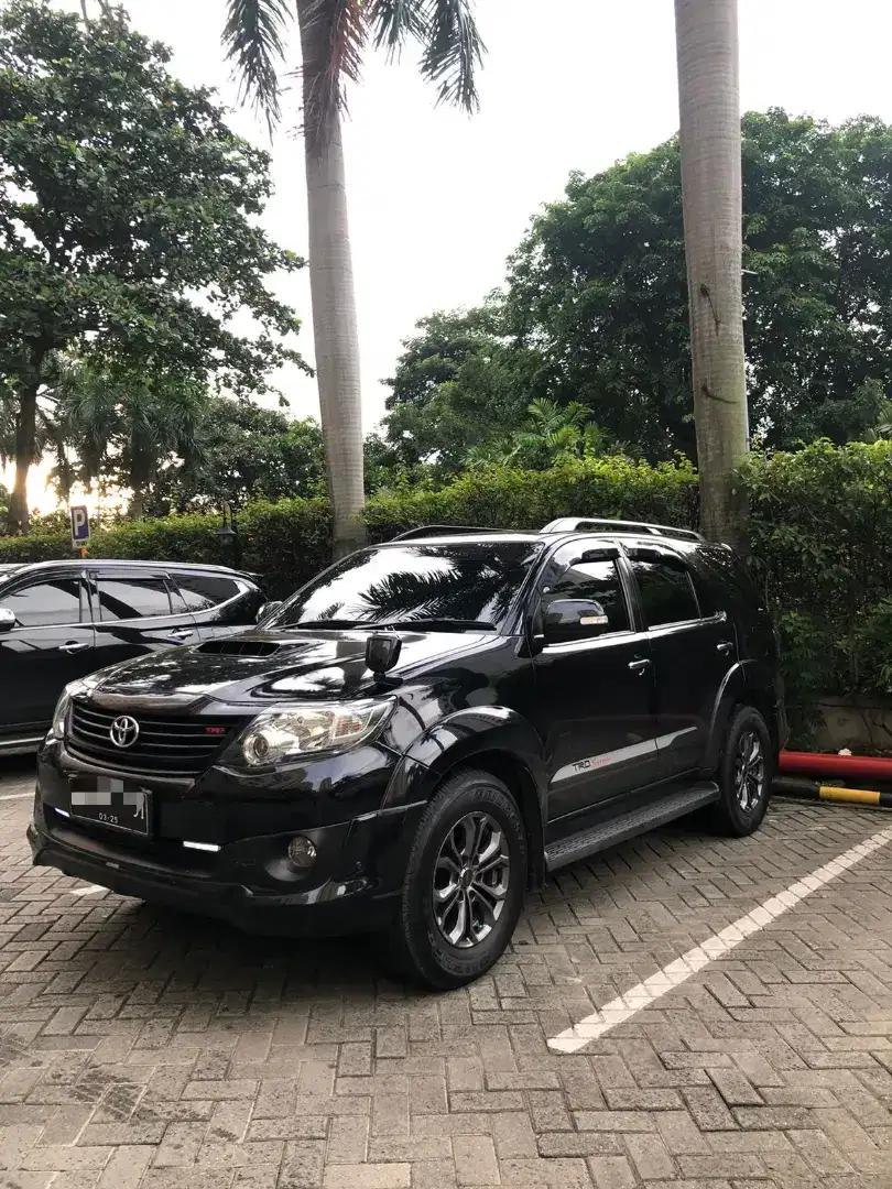 FORTUNER VNT TRD 2015 last edition