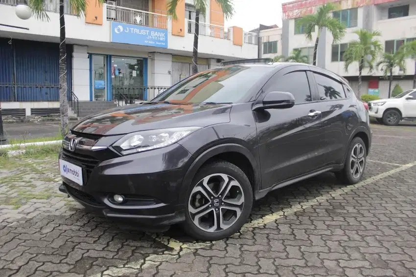 Pajak Panjang - Honda HR-V 1.8 Prestige Bensin-AT 2018