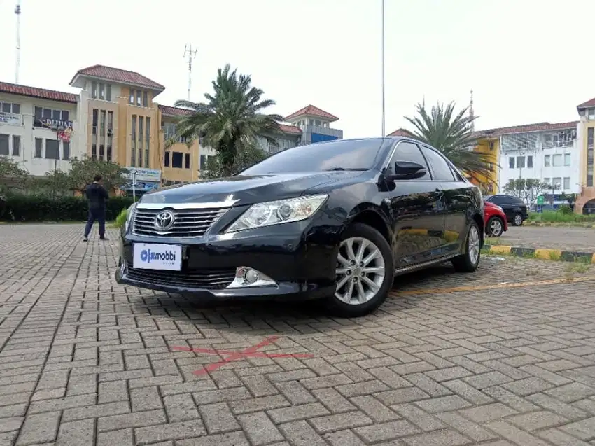 Pajak Hidup TDP 9,JT Toyota Camry 2.5 G Bensin-AT Hitam 2014