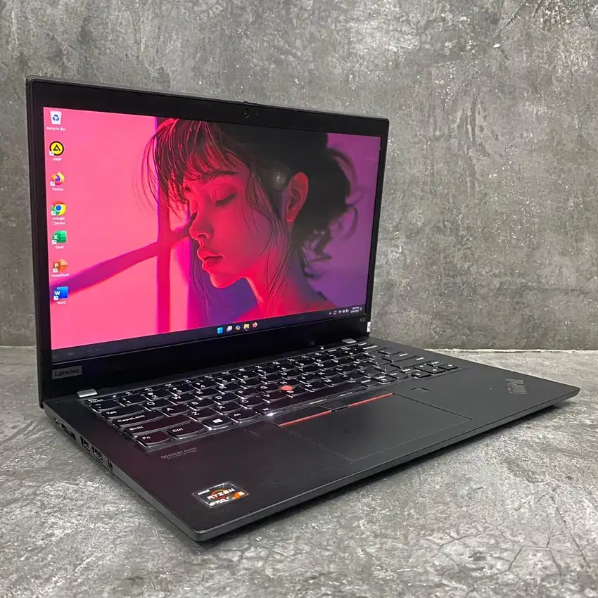 Lenovo X13 Touch Ryzen 5 PRO 4650U RAM 8 GB SSD 256 GB Laptop Desain