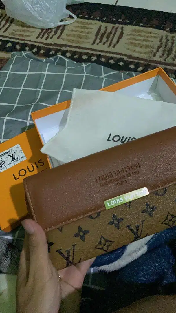 Jual Dompet Louis Vuitton Scarves