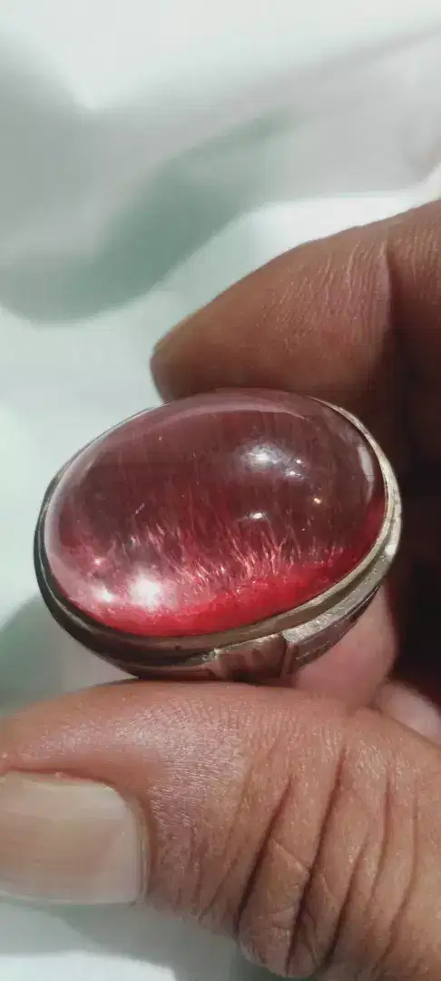 Batu serat cendana merah ring perak