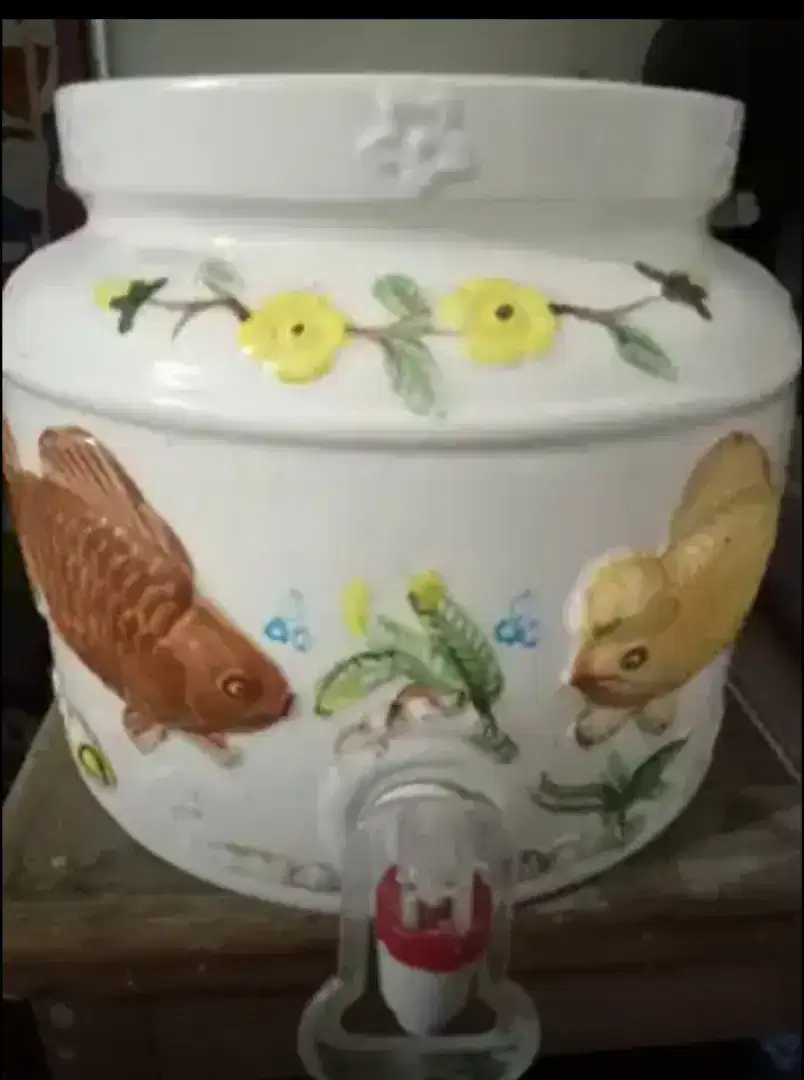 Dijual Guci untuk galon air minum