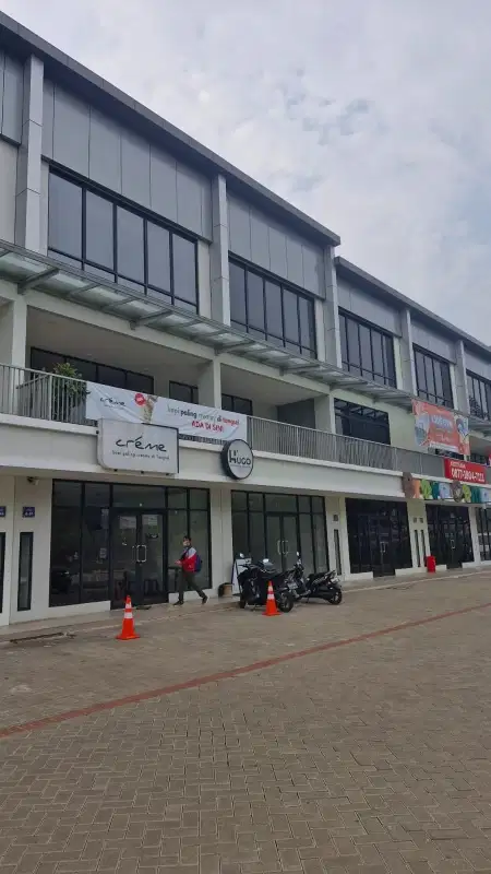 disewakan ruko 3 lantaidi U VIlle bintaro jayaTangerang selatan 