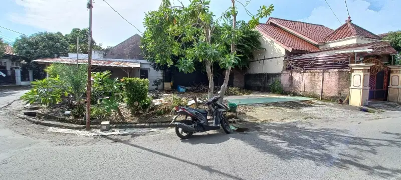 Tanah Karangasem Solo