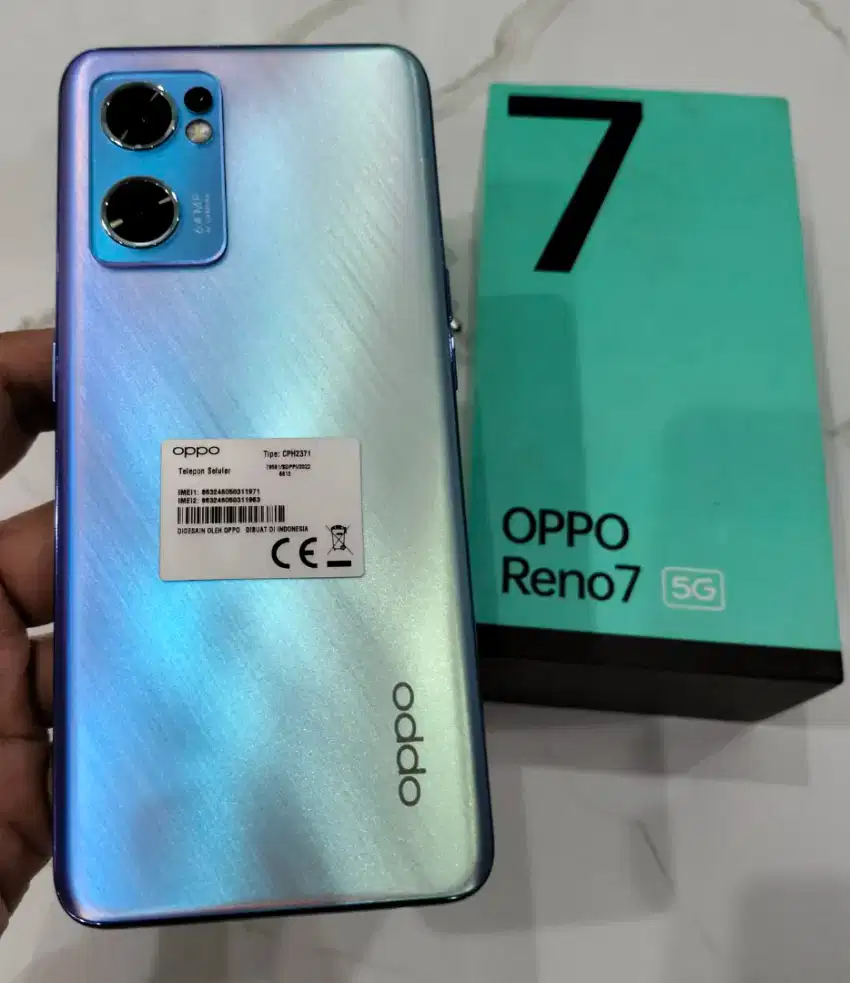 Oppo reno 7 SERI 5G ram 8/256gb