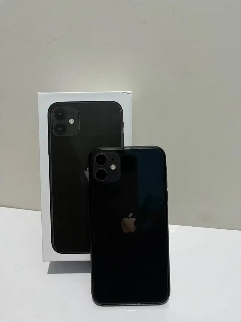 IPHONE 11 64gb BLACK wifi only