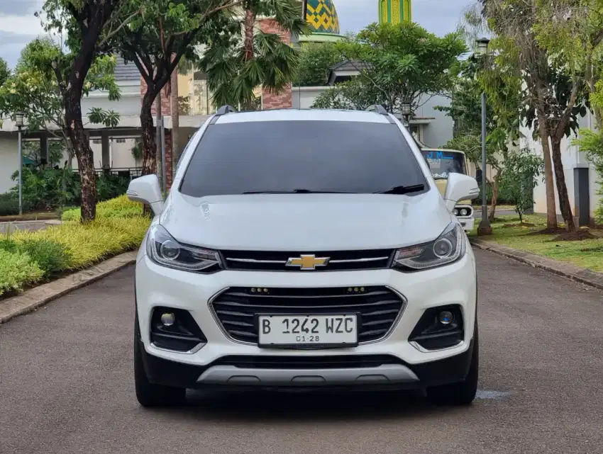 (KM 38RB) Chevrolet Trax LTZ 2017 premiere