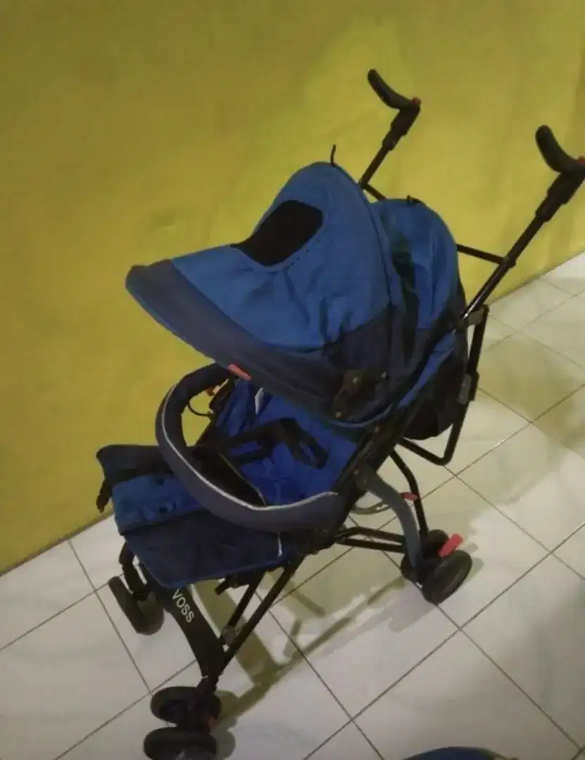 Stroller merek voss