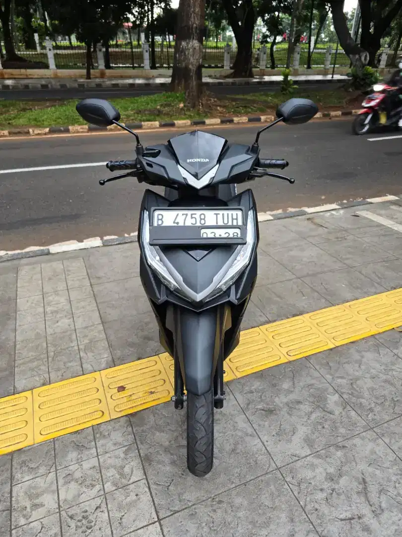 DIJUAL CASH HONDA VARIO 150 OLD CBS ISS THN 2018 PAJAK IDUP SIAP GAS