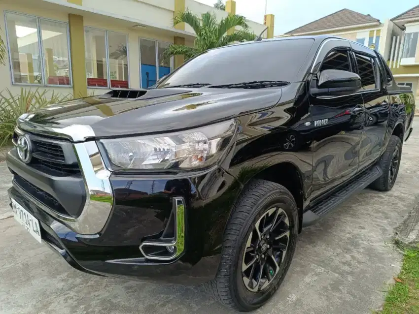 Hilux Upgrade Revo G 2021 warna Hitam Plat BM Kota Pekanbaru