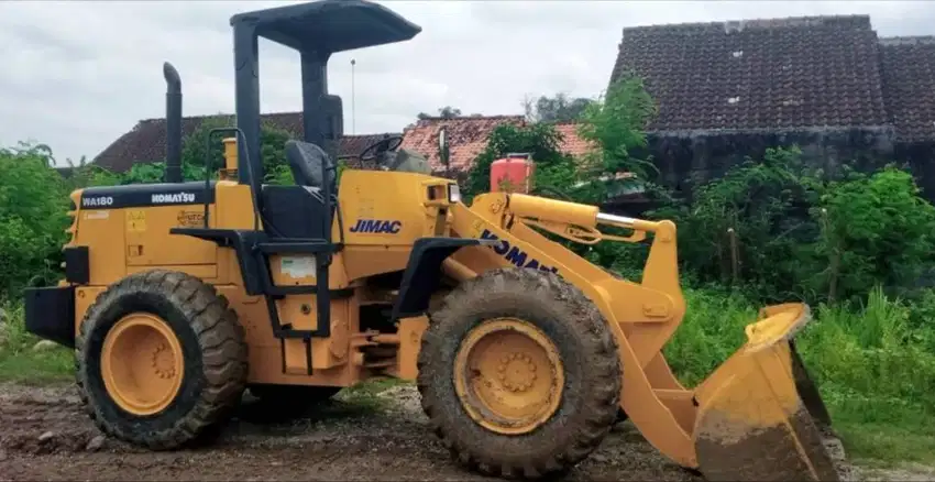 WHEEL LOADER KOMATSU WA180-3