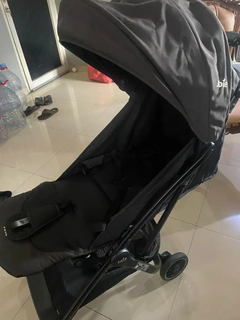 Stroller Anak joie