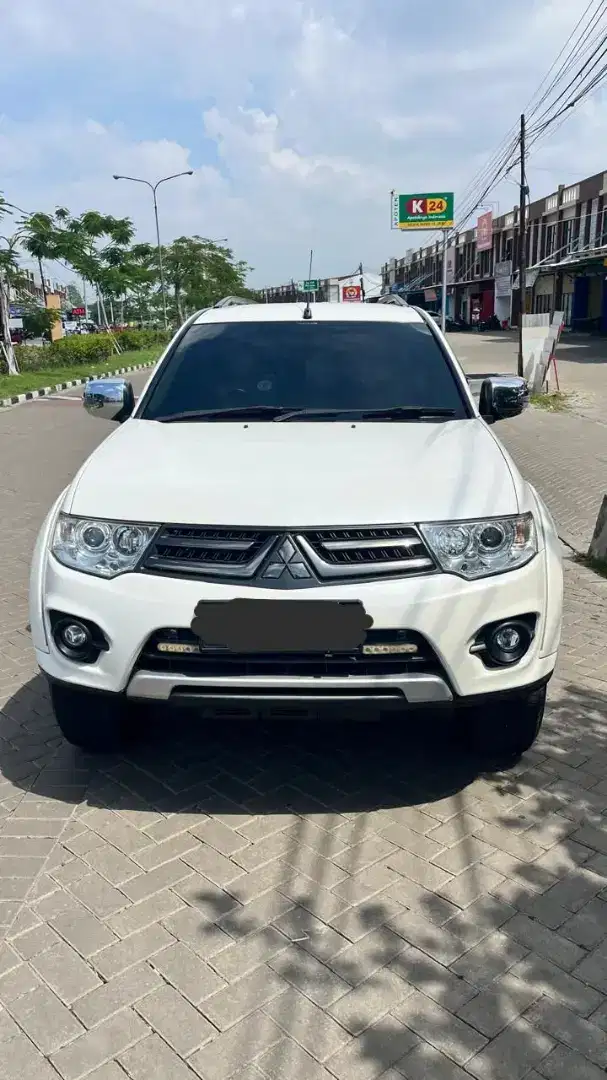 Mitsubishi Pajero Exceed