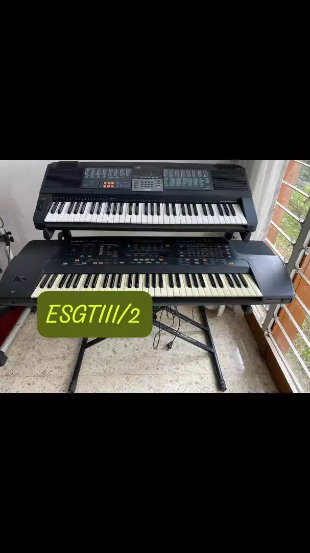 Casio touch responde & Roland E-86