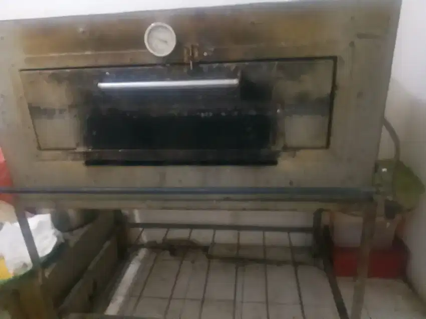 DIJUAL OVEN GAS