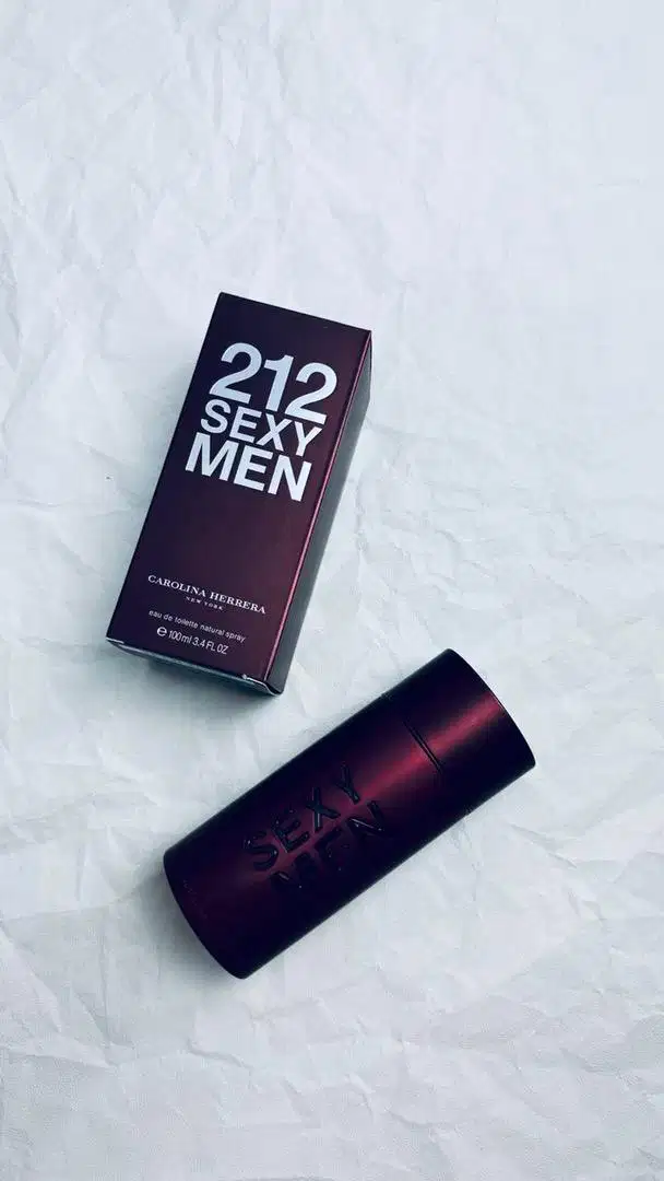 Parfum Pria Original Carolina Herrera 212 Sexy Man