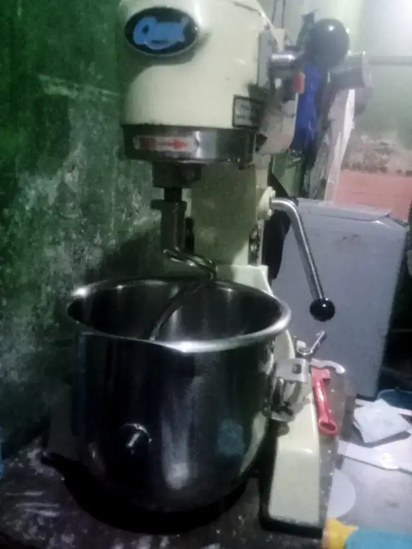 Mixer planetary/ mixer roti