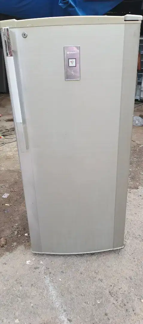 Kulkas pintu 1 sharp