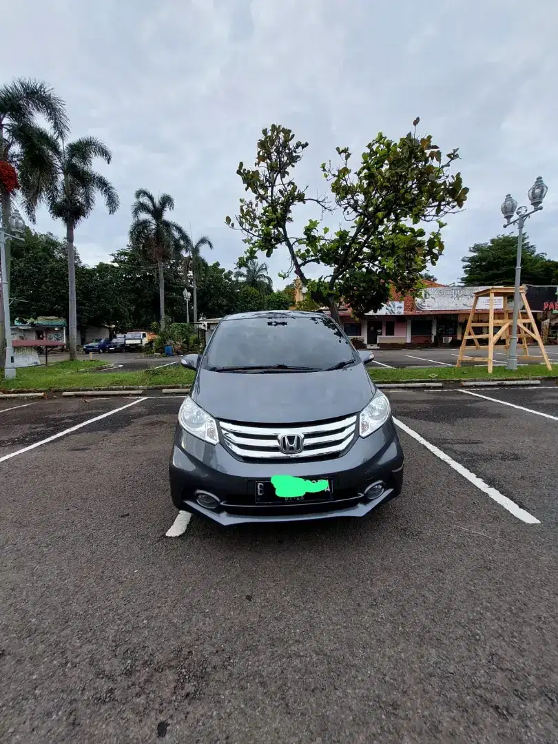 Dijual Honda freed AT PSD