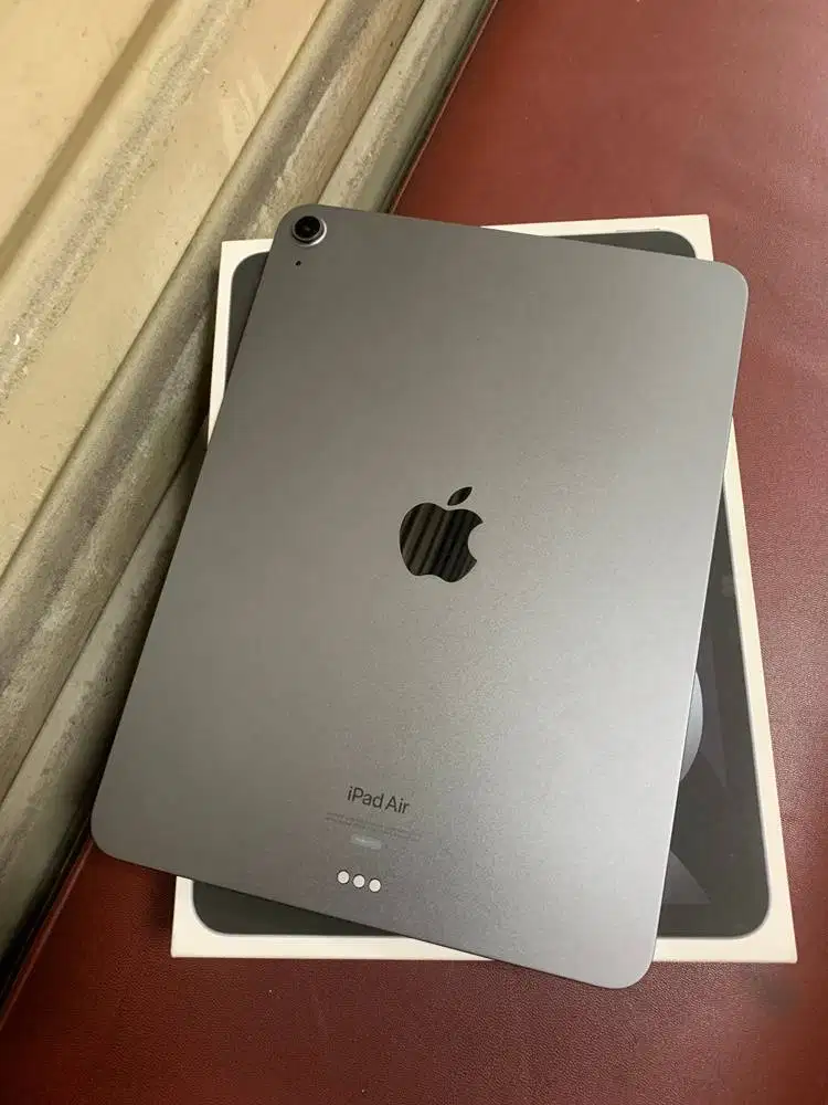 iPad Air 5 64gb M1 Wifi Space Gray Garansi Aktif Fullset Original